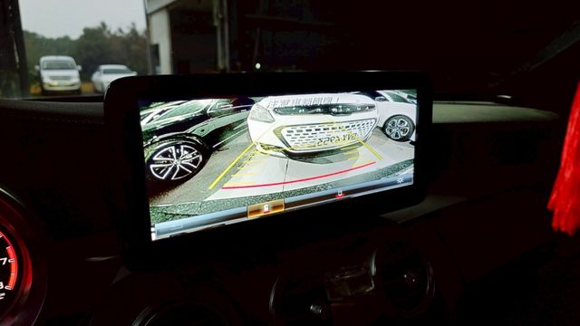 VVS全段閥門 19吋D2鋁圈 氣氛燈 安卓ZLINK 新款頭尾燈 IKEY全  全景天窗 盲點偵測  第6張相片