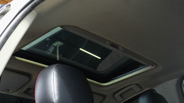 實車實價!ABS I-KEY 天窗 換檔快撥 恆溫空調 18吋鋁圈  第10張相片