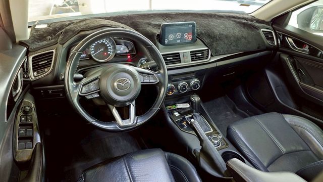 改鋁圈 避震 卡鉗 前後加大碟 LED燈 配備摸門ikey 定速 盲點 倒顯  第4張相片