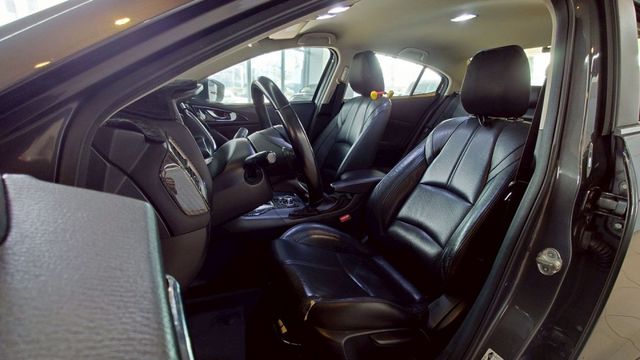 改鋁圈 避震 卡鉗 前後加大碟 LED燈 配備摸門ikey 定速 盲點 倒顯  第5張相片