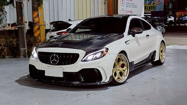 實車實價!全台唯一 寬體C63S  第1張相片