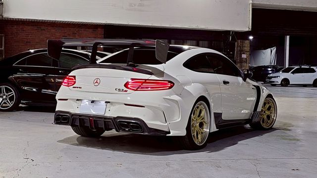 實車實價!全台唯一 寬體C63S  第2張相片