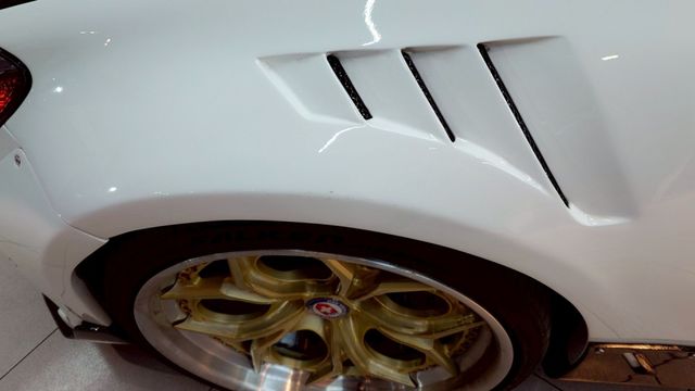 實車實價!全台唯一 寬體C63S  第4張相片