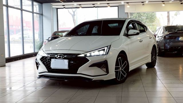 排氣管四出/側排  安卓AA+CP 原廠LED IKEY全 快撥方向盤  第1張相片