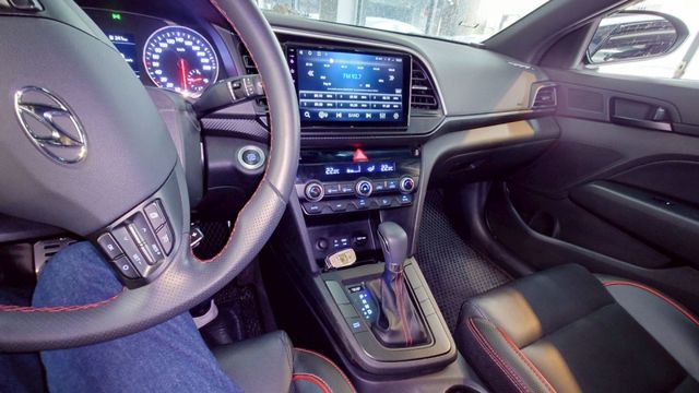 排氣管四出/側排  安卓AA+CP 原廠LED IKEY全 快撥方向盤  第9張相片