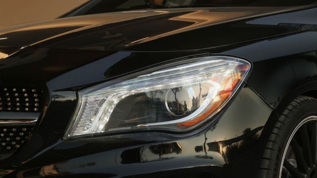 實車實價!IKEY全 全景天窗 恆溫空調 18吋鋁圈 LED燈  第4張相片