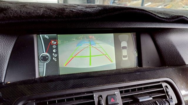 前後包 全段排氣管 POP 液晶錶 氣氛燈 麂皮頂 安全帶 IKEY全 電吸門 19吋鋁圈 大螢幕 M椅  第5張相片