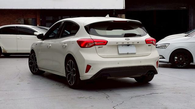 IKEY ACC 盲點偵測 AA+CP 18吋鋁圈 電動椅  第2張相片