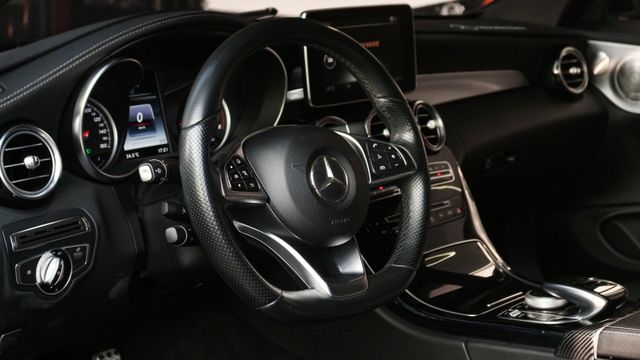 僅跑八萬KM 改夜色套件 腳踢電尾門 氣氛燈 IKEY 19吋鋁圈 全景天窗  第8張相片