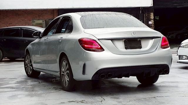 實車實價!C200 總代理  第2張相片