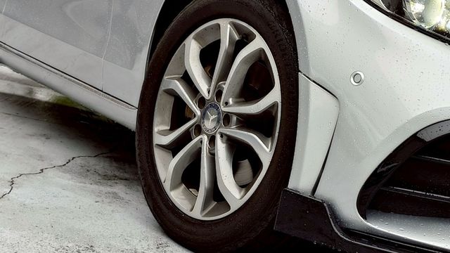 實車實價!C200 總代理  第3張相片