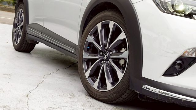 CX-3實車實價! 車道偏離警示系統  車道變換輔助系統  ACC主動跟車系統  第3張相片