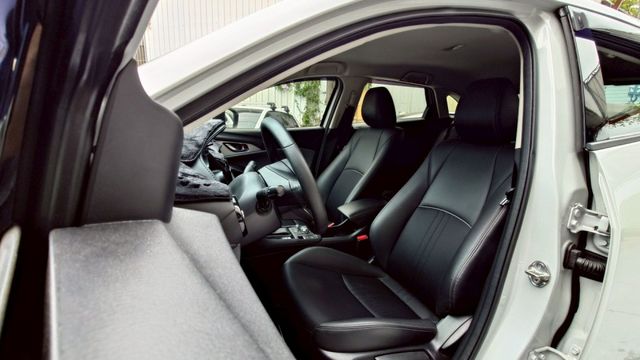 CX-3實車實價! 車道偏離警示系統  車道變換輔助系統  ACC主動跟車系統  第5張相片