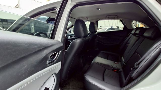 CX-3實車實價! 車道偏離警示系統  車道變換輔助系統  ACC主動跟車系統  第7張相片