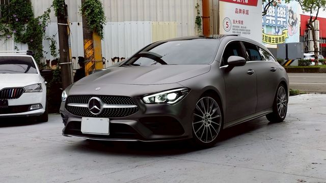 CLA250 IKEY全  19吋鋁圈  腳踢電尾門  全景天窗  雙舒適座椅  盲點偵測  360環景  AA+CP  第1張相片