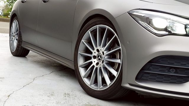 CLA250 IKEY全  19吋鋁圈  腳踢電尾門  全景天窗  雙舒適座椅  盲點偵測  360環景  AA+CP  第3張相片