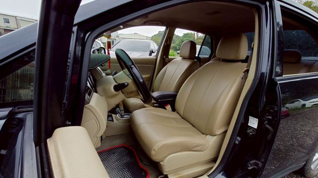 TIIDA C11 ABS  15吋鋁圈  米內裝皮椅  電子後視鏡  倒車顯影  第4張相片