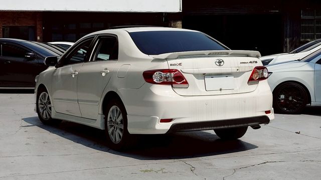 實車實價!ALTIS Z版 2.0  第2張相片