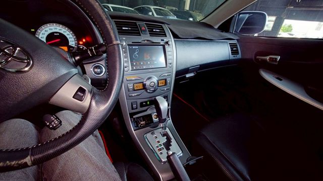 實車實價!ALTIS Z版 2.0  第6張相片