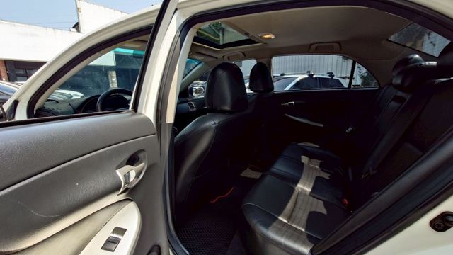 實車實價!ALTIS Z版 2.0  第7張相片