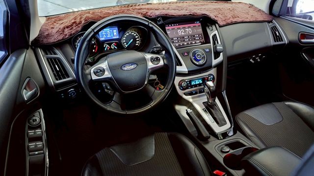 改鋁圈 避震 安卓機 導航 倒車顯影 魚眼 LED燈組 天窗 自動停車  第4張相片