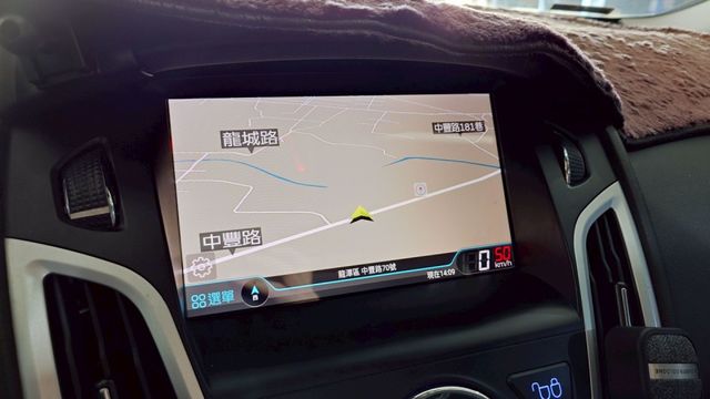 改鋁圈 避震 安卓機 導航 倒車顯影 魚眼 LED燈組 天窗 自動停車  第8張相片