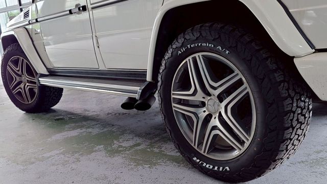 G63 實車實價!ACC  盲點偵測 20吋鋁圈 天窗 電熱通風椅 黑白內裝  第3張相片