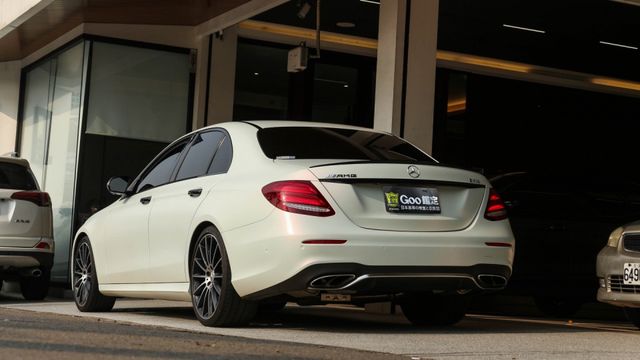 實車實價! E43 AMG  第2張相片