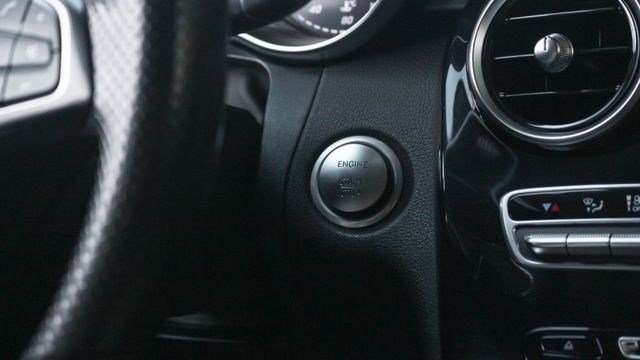 實車實價!C200 總代理  第9張相片