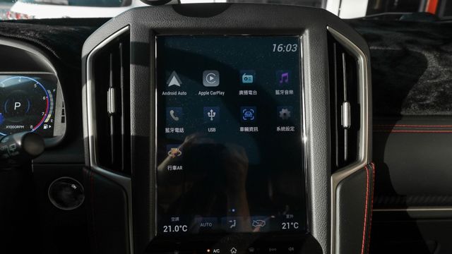 U6 Neo ikey全 電尾 360環景轉向畫面 18吋鋁圈 麂皮座椅 數位儀表 直屏大螢幕 AA+CP LED燈  第10張相片