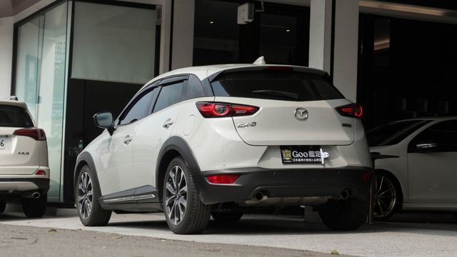 CX-3實車實價! 車道偏離警示系統  車道變換輔助系統  ACC主動跟車系統  第2張相片