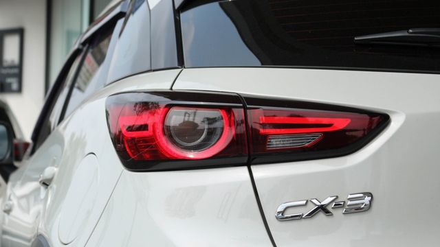 CX-3實車實價! 車道偏離警示系統  車道變換輔助系統  ACC主動跟車系統  第6張相片