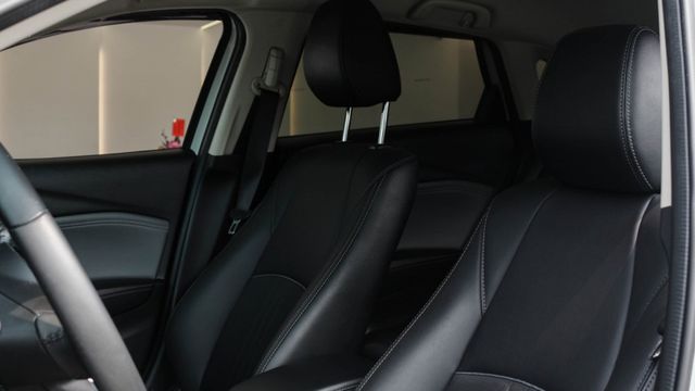 CX-3實車實價! 車道偏離警示系統  車道變換輔助系統  ACC主動跟車系統  第9張相片