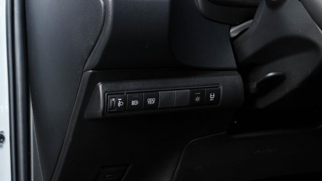 GR ALTIS 2.0 全車原鈑件  第6張相片