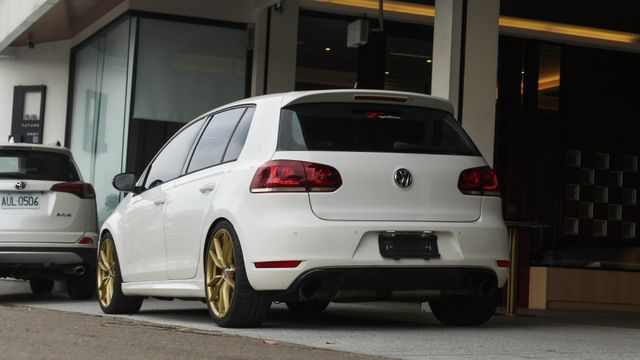 GOLF GTI6 保證實車實價! 小改裝  第2張相片