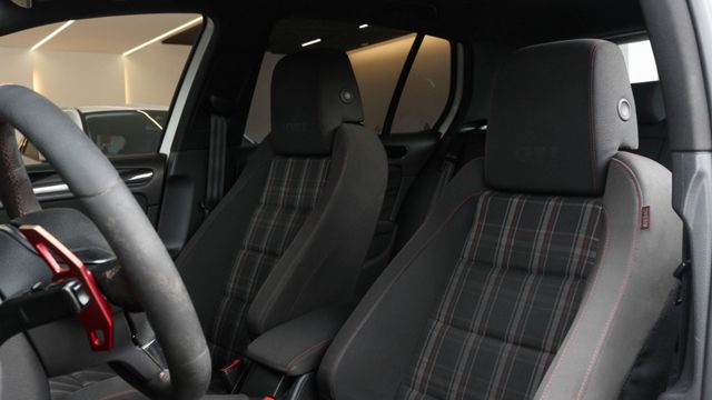 GOLF GTI6 保證實車實價! 小改裝  第8張相片