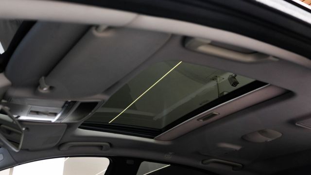 S500 實車實價! ABS I-KEY 電動尾門 SRS 天窗 換檔快撥 循跡防滑 摸門 定速 恆溫空調 電動座椅*4  第14張相片