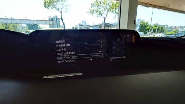 MAZDA3 4D Bose旗艦版  第8張相片