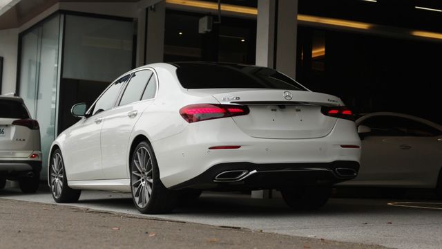 E350 P20 多光束 Keyless-Go免鑰匙 柏林 腳踢電尾門  12.3吋雙數位儀表板  盲點偵測 全景  第2張相片