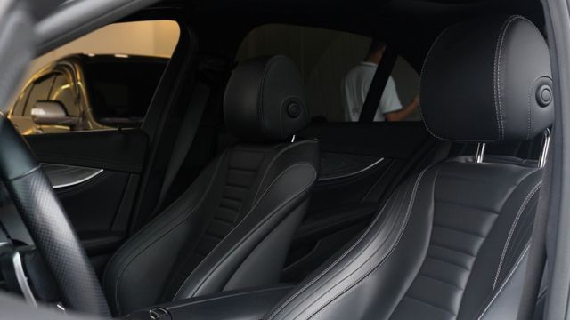 E350 P20 多光束 Keyless-Go免鑰匙 柏林 腳踢電尾門  12.3吋雙數位儀表板  盲點偵測 全景  第10張相片