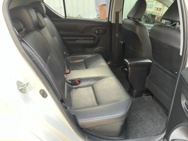 TOYOTA豐田 PRIUS C  第11張相片