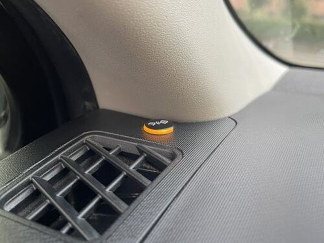 TOYOTA豐田 PRIUS C  第16張相片