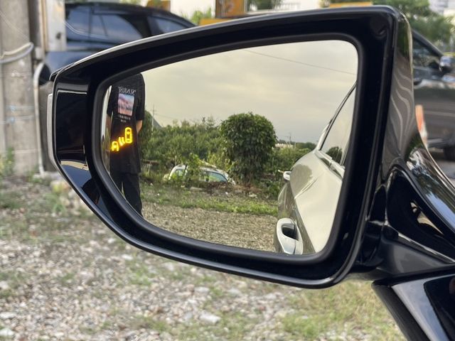 LEXUS凌志 ES300H  第18張相片