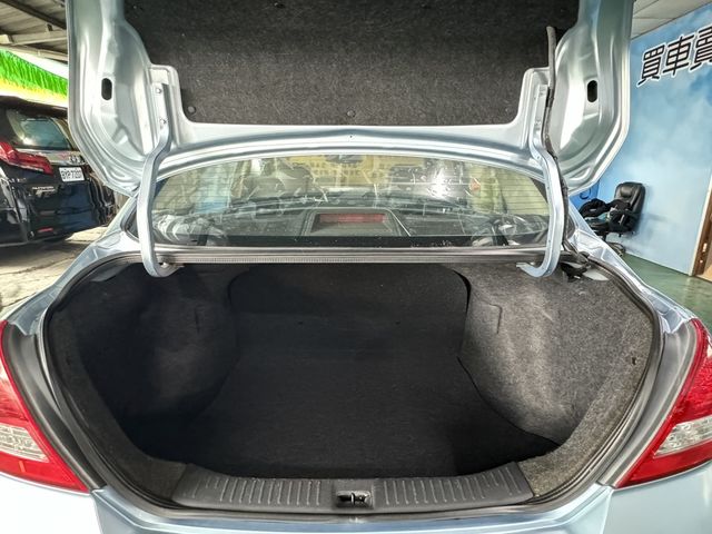 NISSAN日產 TIIDA  第7張相片