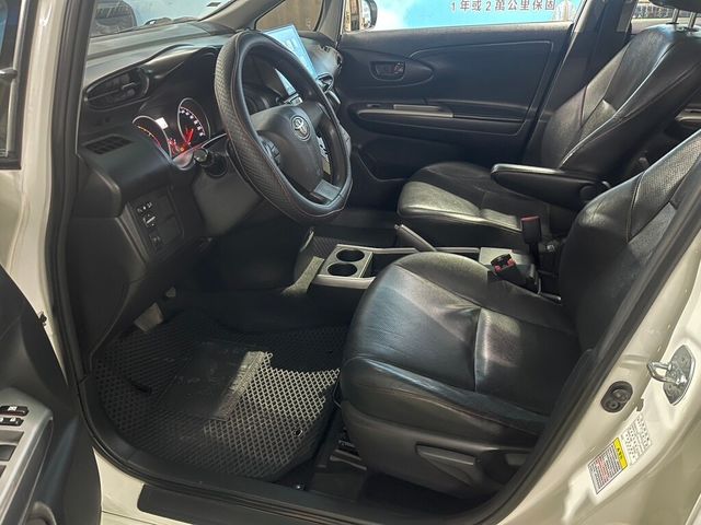 TOYOTA豐田 WISH  第8張相片