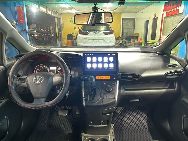 TOYOTA豐田 WISH  第13張相片