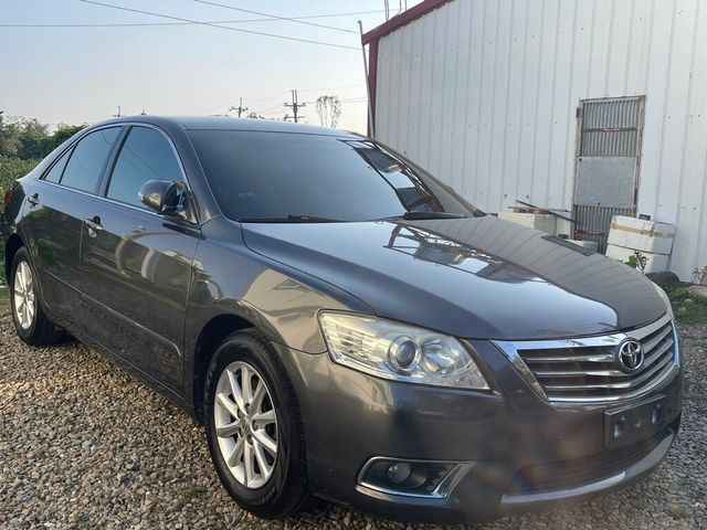 TOYOTA豐田 CAMRY  第3張相片