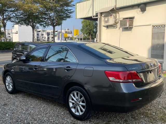 TOYOTA豐田 CAMRY  第7張相片