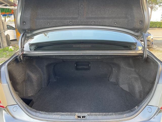TOYOTA豐田 CAMRY  第12張相片