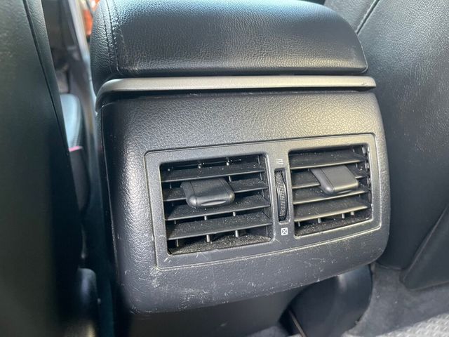 TOYOTA豐田 CAMRY  第13張相片